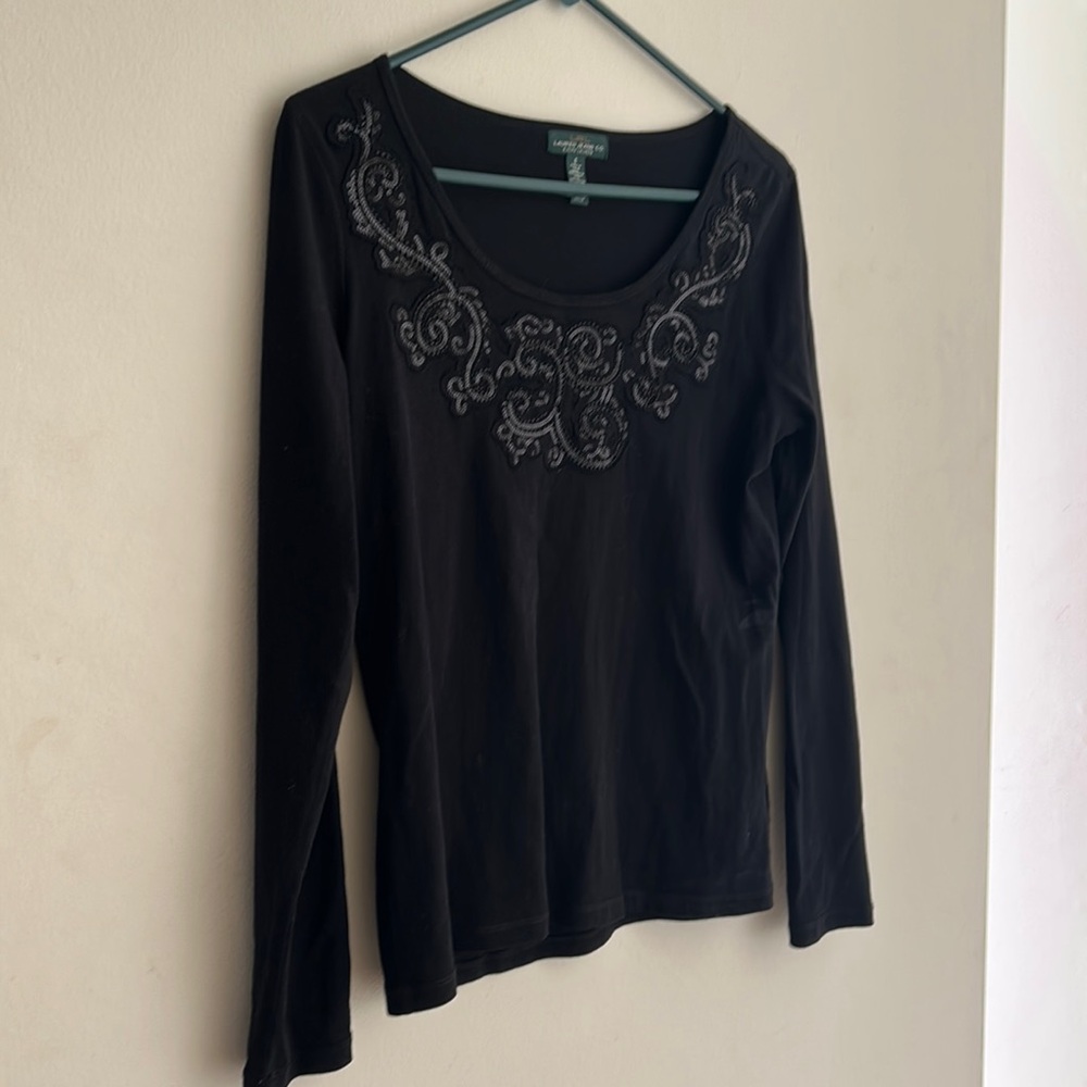 Women’s blouse